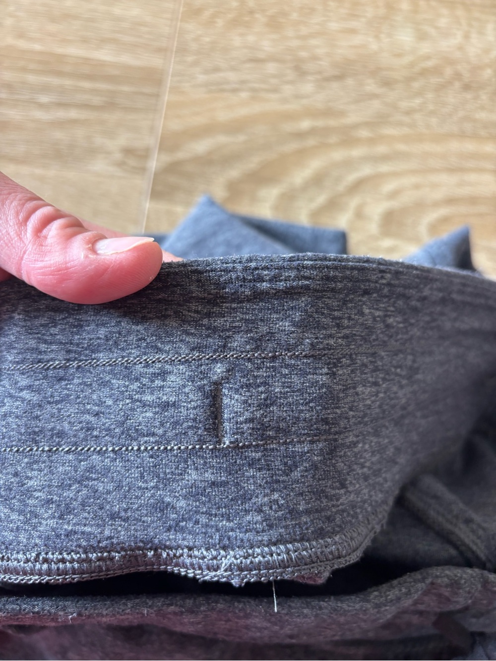 Lululemon Ready to Rulu joggers size 4 - Picture 5 of 5